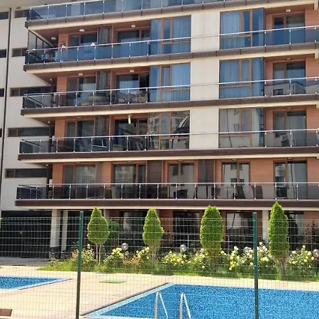 Pomoriebeach Complex * Pomorie